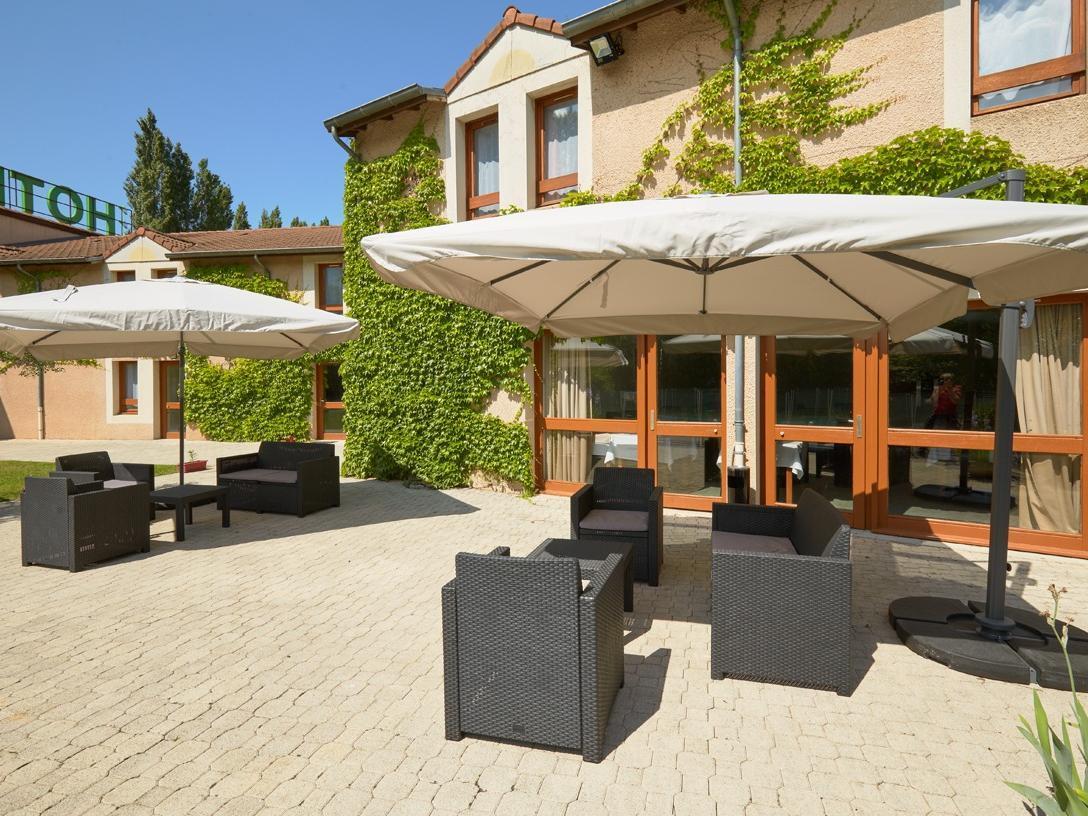 Hotel Logis Des Trois Massifs Claix  Exterior foto